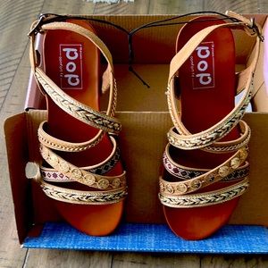 Brand new pop, sandals, size 7, medium